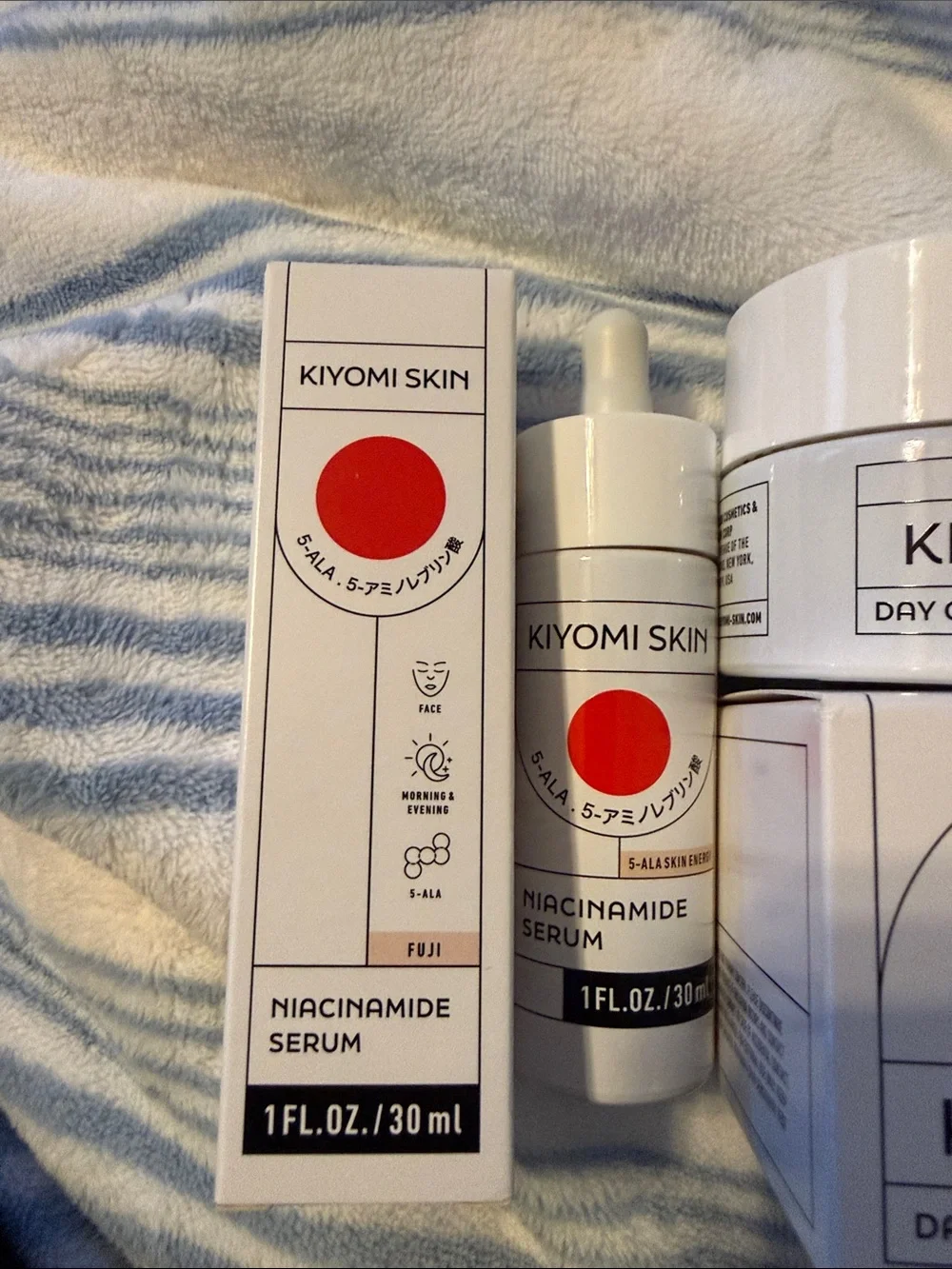 Kiyomi Skin Niacinamide Serum & Day Cream — White with Red Accent